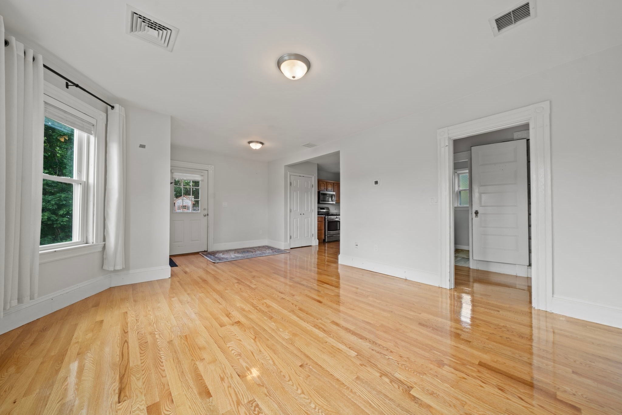 169 Franklin Street #2, Stoneham, MA, 169 Franklin Street #2, Stoneham, MA Photo #6
