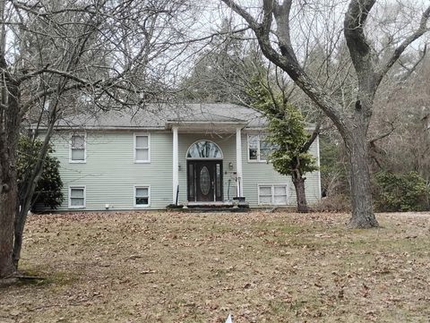 Photo of 8 Tony Ter, Bridgewater, MA 02324 (MLS # 73490513)