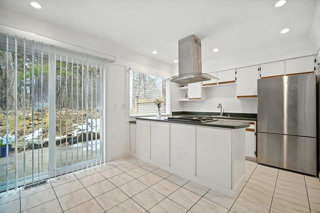 Springfield, Massachusetts 01108, United States, 2 Bedrooms Bedrooms, ,2 BathroomsBathrooms,Residential,Active,164439 Springfield, Massachusetts 01108, United States, 2 Bedrooms Bedrooms, ,2 BathroomsBathrooms,Residential,Active,164439