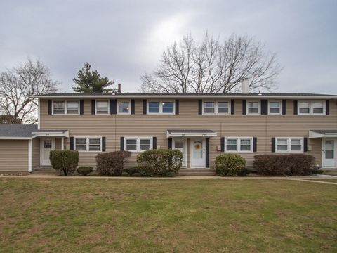 72 Honeysuckle Dr 72 Chicopee MA 01022
