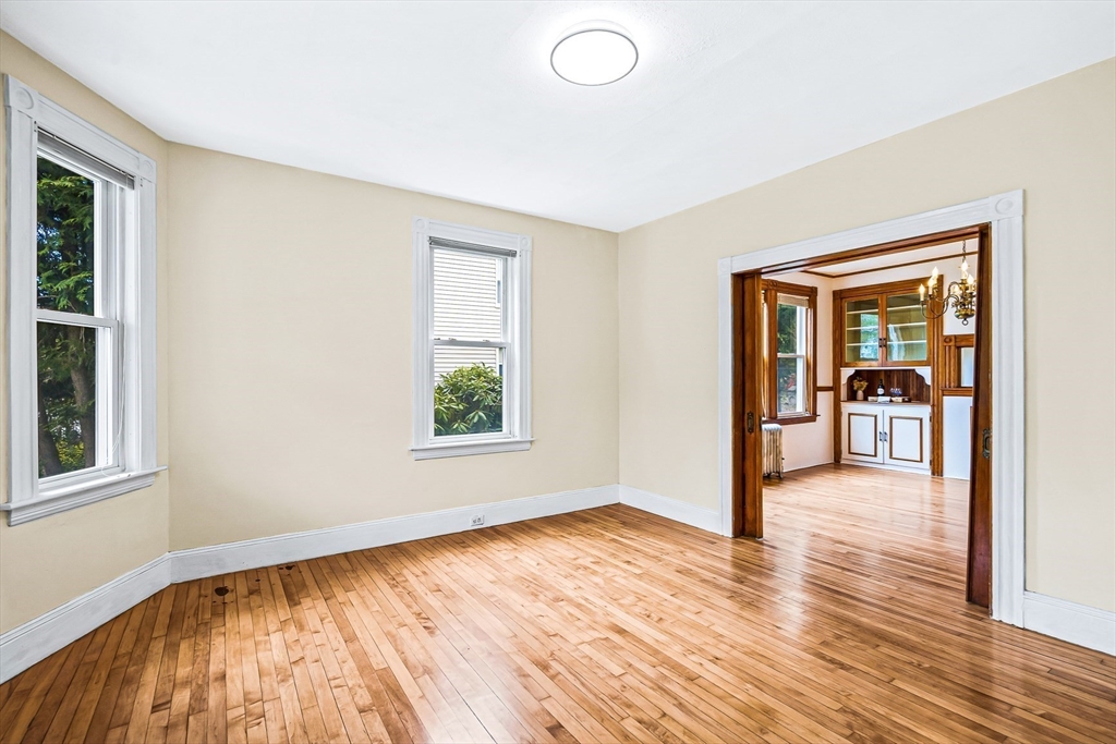 33 Washington Ave 33