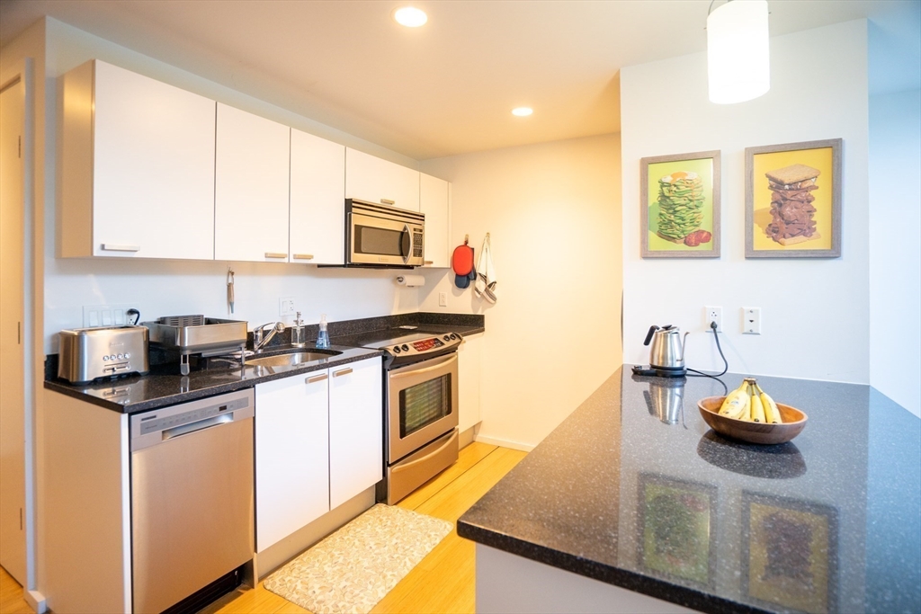 1 Earhart Street 312
