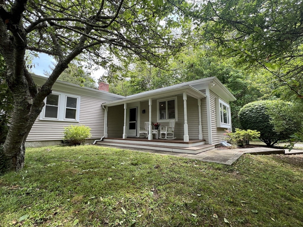 27 Long View Dr