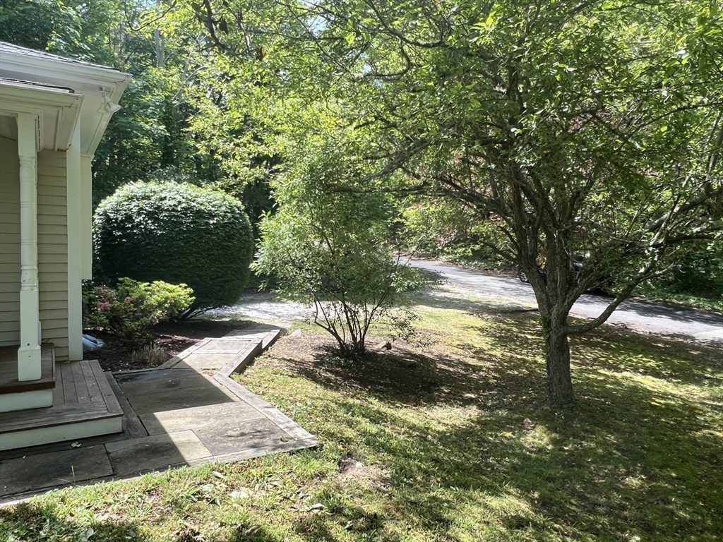 27 Long View Dr