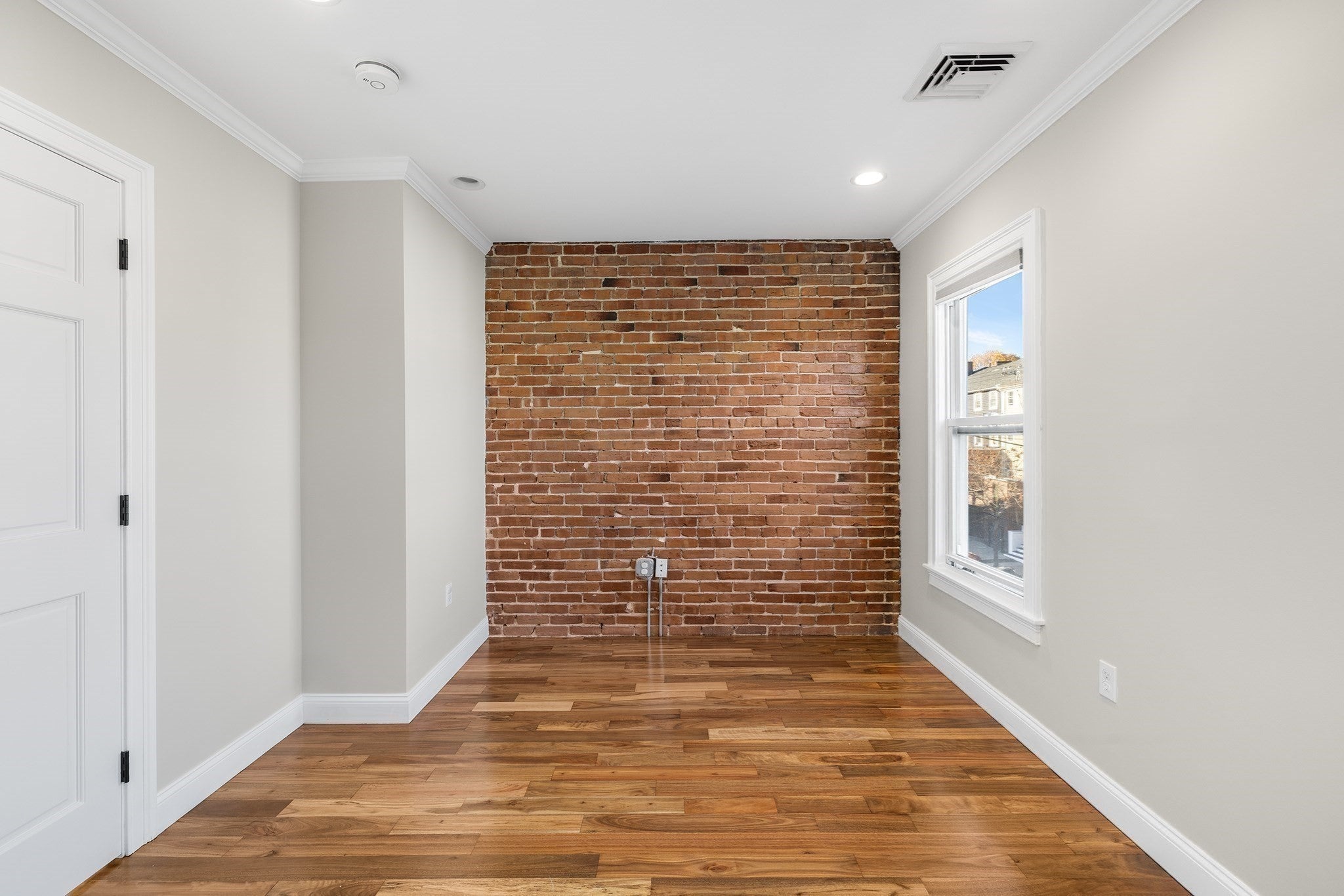 499-501 Sumner St #3, Boston, MA Photo #5
