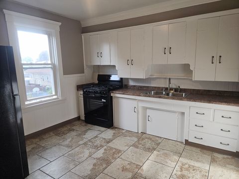 Photo of 581 Ashley Blvd #3, New Bedford, MA 02745 (MLS # 73433578)
