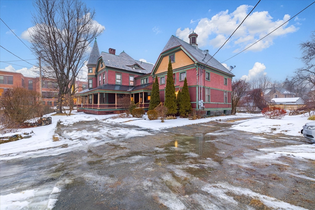 503 School St