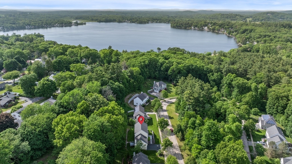 12 Olde Taverne Lane