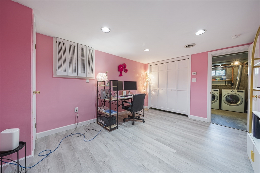 5 Pine Cir, Pembroke, MA Photo #24