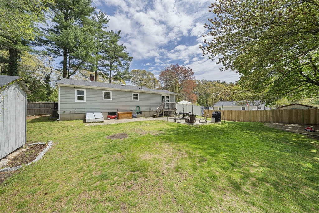 5 Pine Cir, Pembroke, MA Photo #31