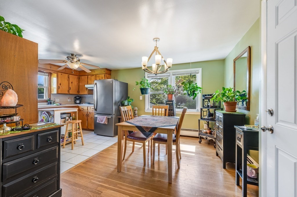 283 Douglas Rd