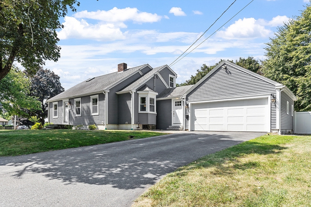 16 Homestead Ave