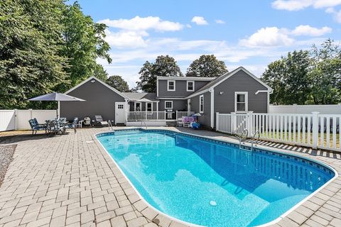 16 Homestead Ave Auburn MA 01501