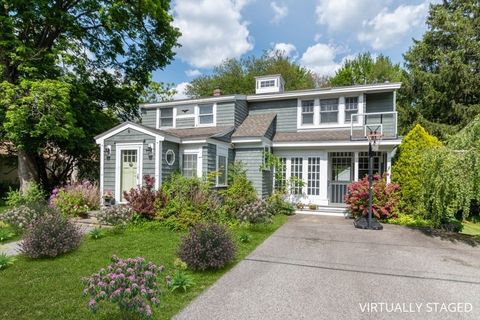 6 Willow Street Wellesley MA 02481