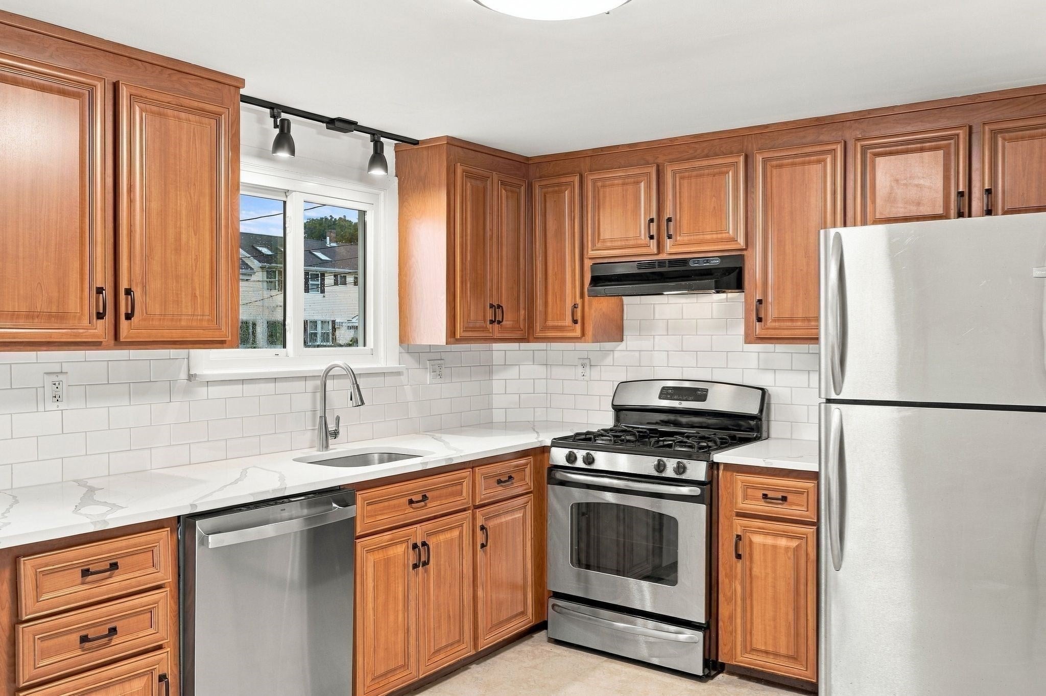 6 Norfolk Ave, Peabody, MA, 6 Norfolk Ave, Peabody, MA Photo #15