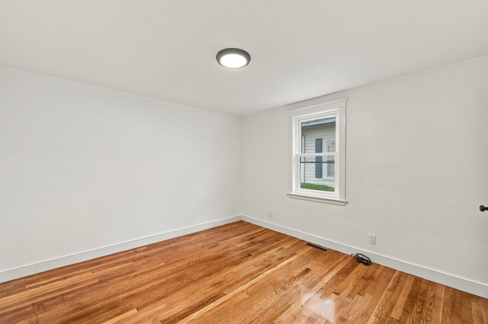 6 Norfolk Ave, Peabody, MA, 6 Norfolk Ave, Peabody, MA Photo #21