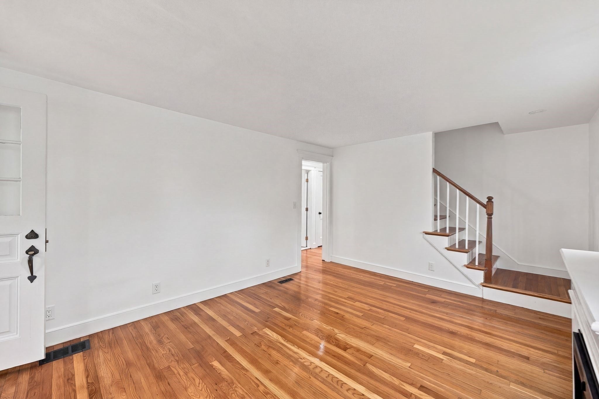 6 Norfolk Ave, Peabody, MA, 6 Norfolk Ave, Peabody, MA Photo #11