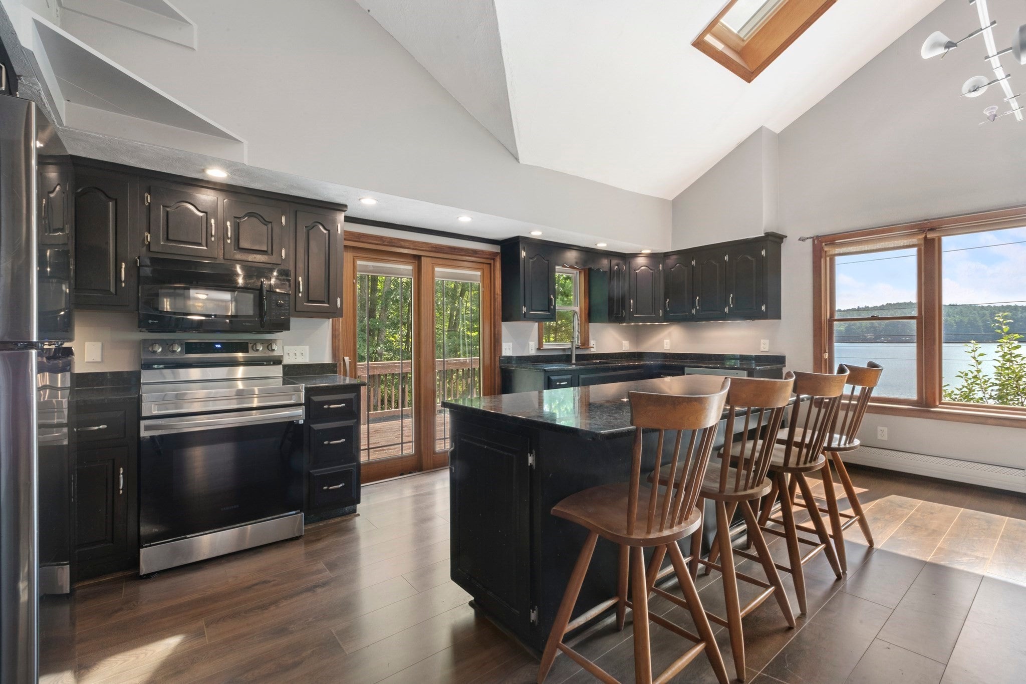 48 Davis Rd, Millbury, MA, 48 Davis Rd, Millbury, MA Photo #10
