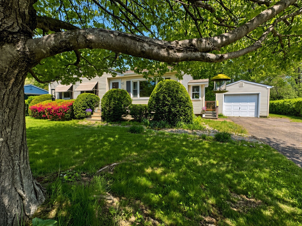 194 Brookside Circle