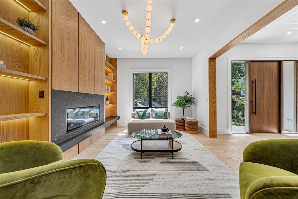 177 Varick Rd