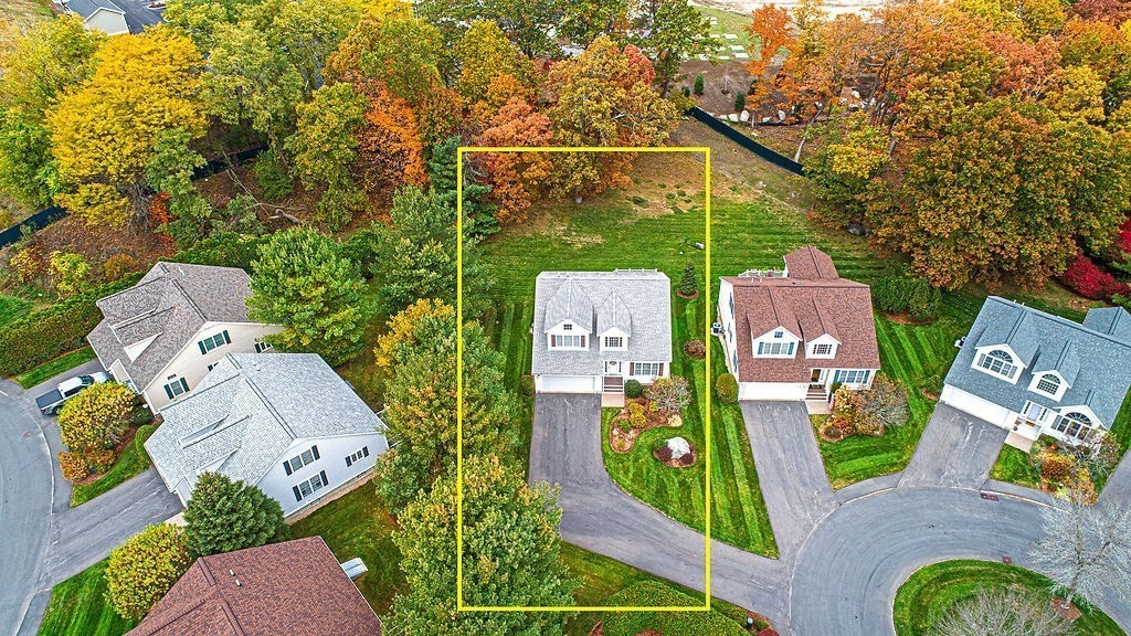 61 Saint Andrews Way 64