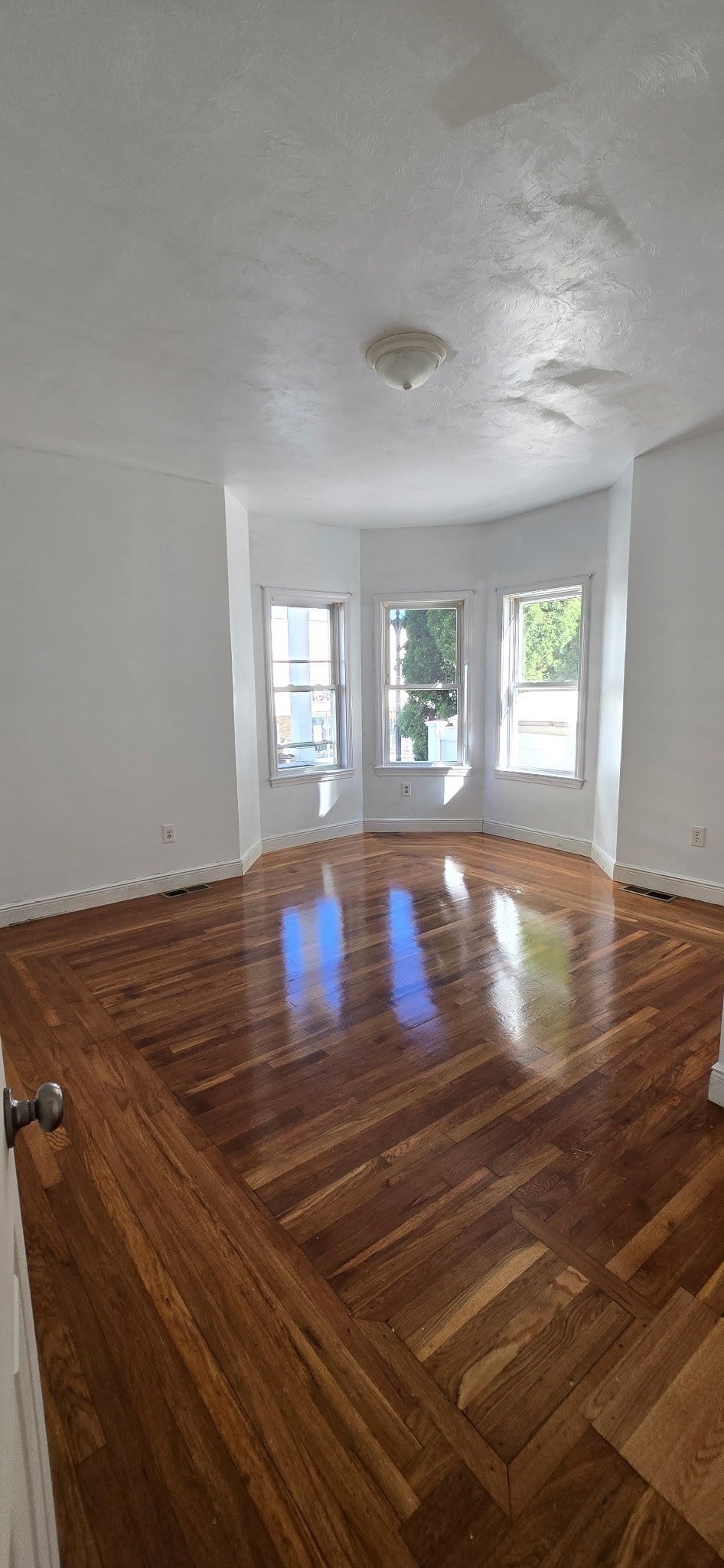 376 Ferry St, Everett, MA, 376 Ferry St, Everett, MA Photo #9