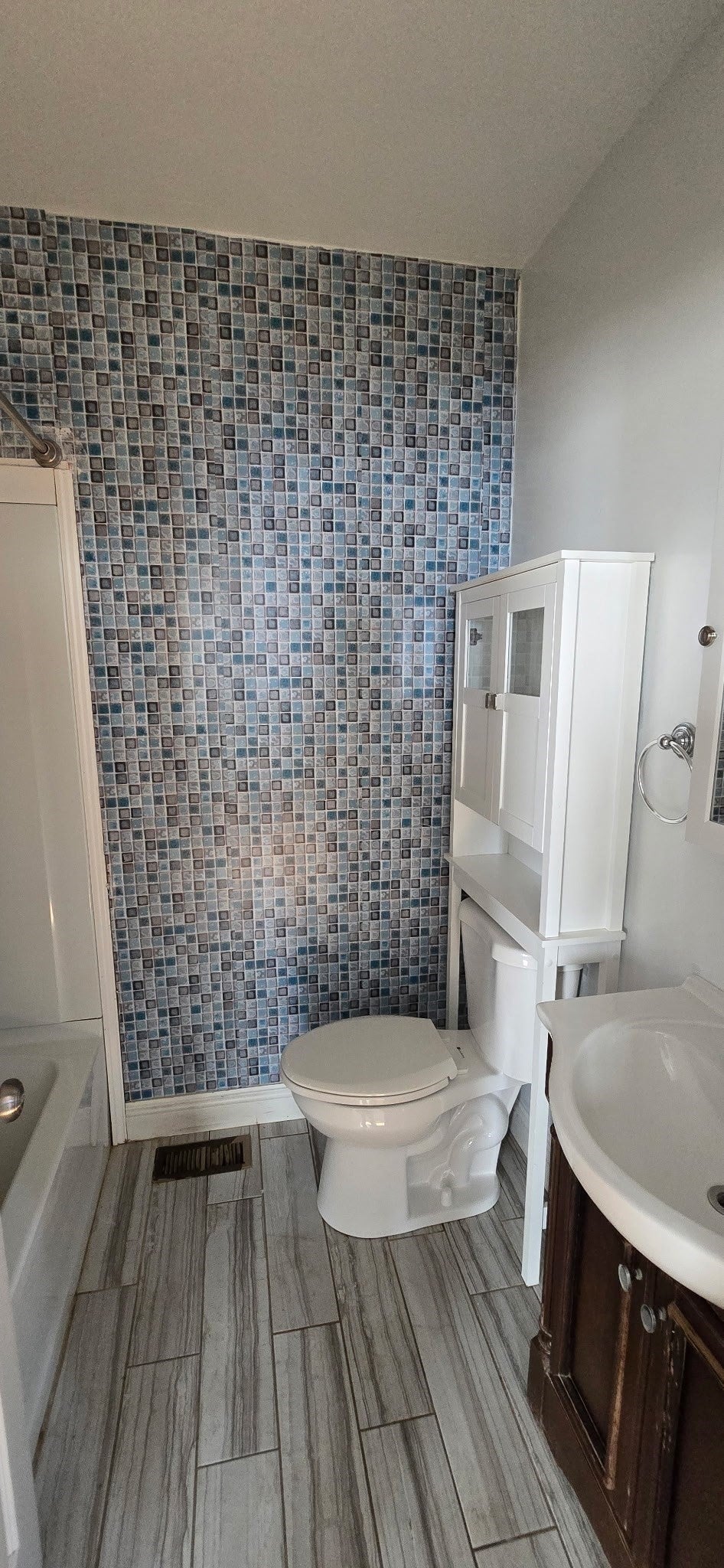376 Ferry St, Everett, MA, 376 Ferry St, Everett, MA Photo #14