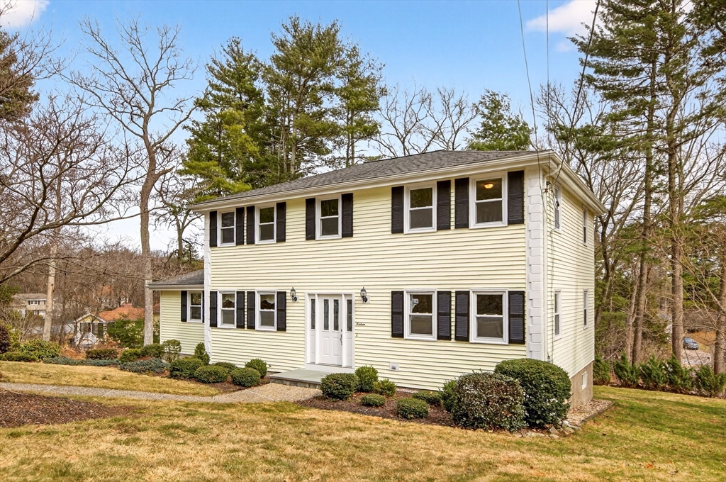 16 Eastmount Road