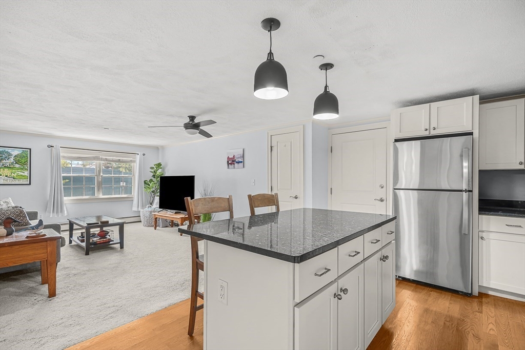 31 Elliott St 2B