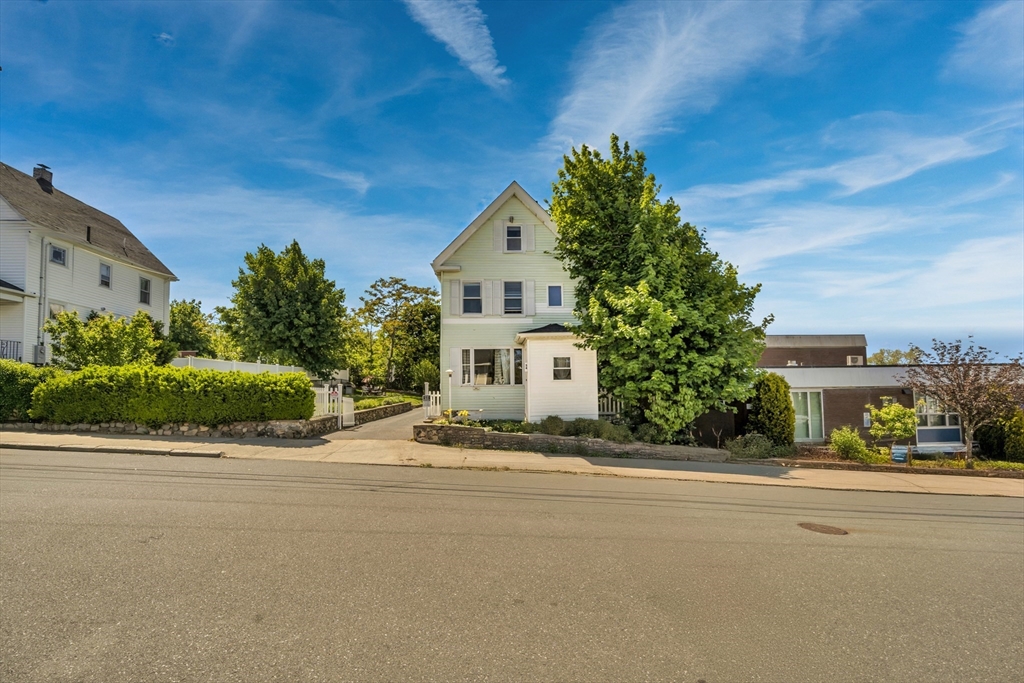 54 Tuckerman St