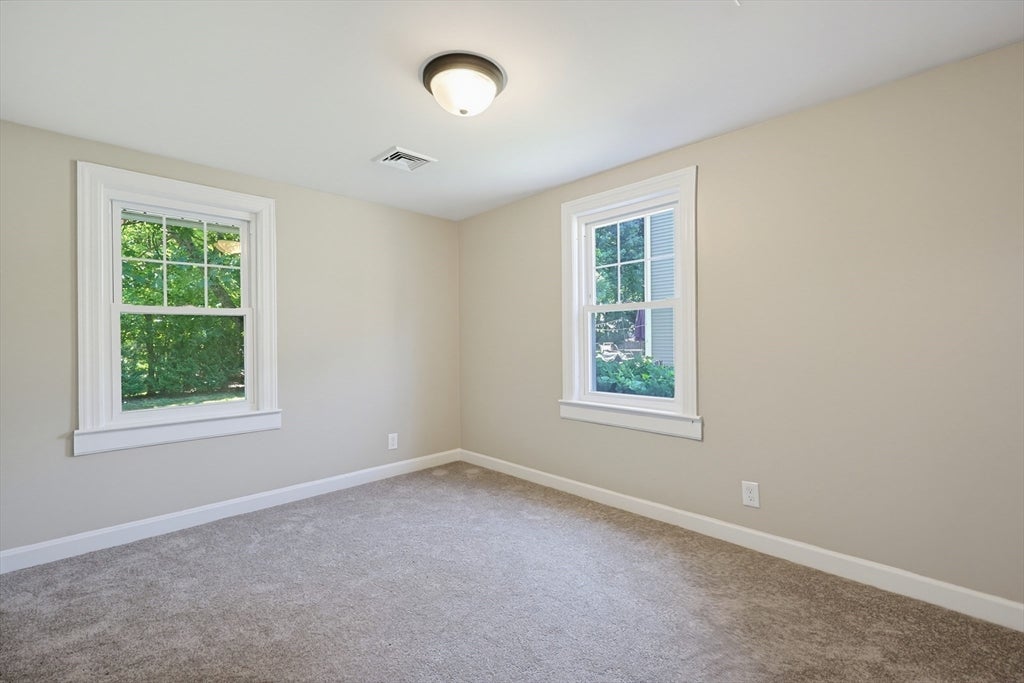 20 Tondreau Ave, Attleboro, MA, 20 Tondreau Ave, Attleboro, MA Photo #41