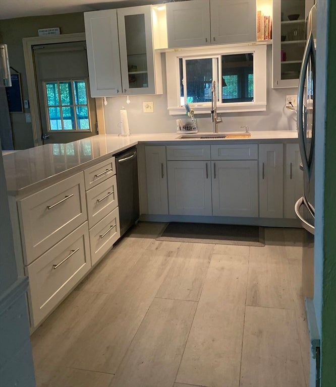 25 Hoover Ave, Brockton, MA, 25 Hoover Ave, Brockton, MA Photo #3