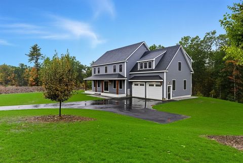 20 Hayes Woods Ln Groton MA 01450