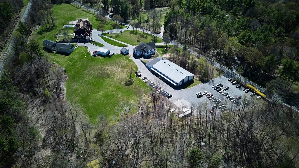 349 Old Stockbridge Rd, Lenox, MA, 349 Old Stockbridge Rd, Lenox, MA Photo #38