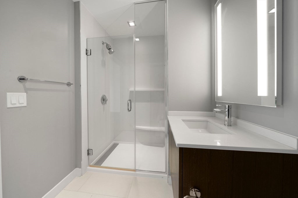 375 Canal St #716, Somerville, MA Photo #11