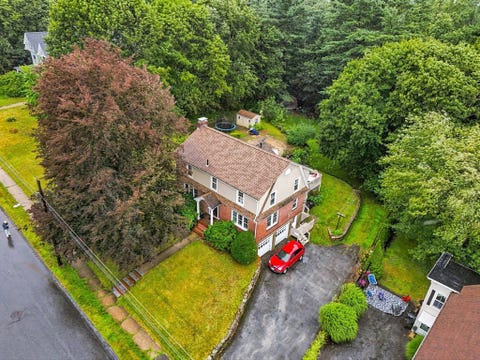 Photo of 59 Prospect St, Gardner, MA 01440 (MLS # 73560109)