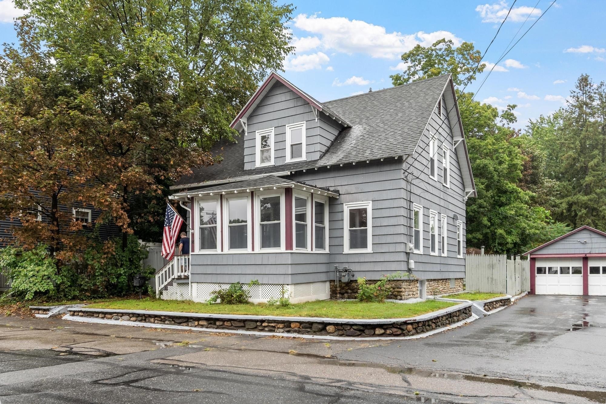 Photo of 14 Rockdale Ave, Fitchburg, MA