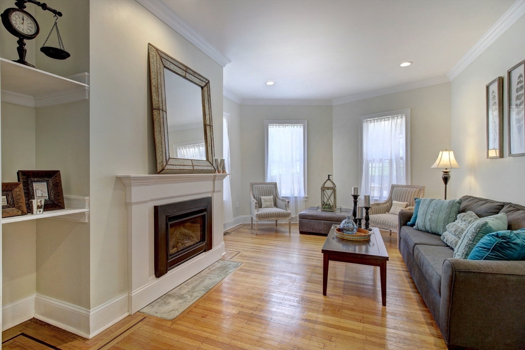 287 Walnut Ave