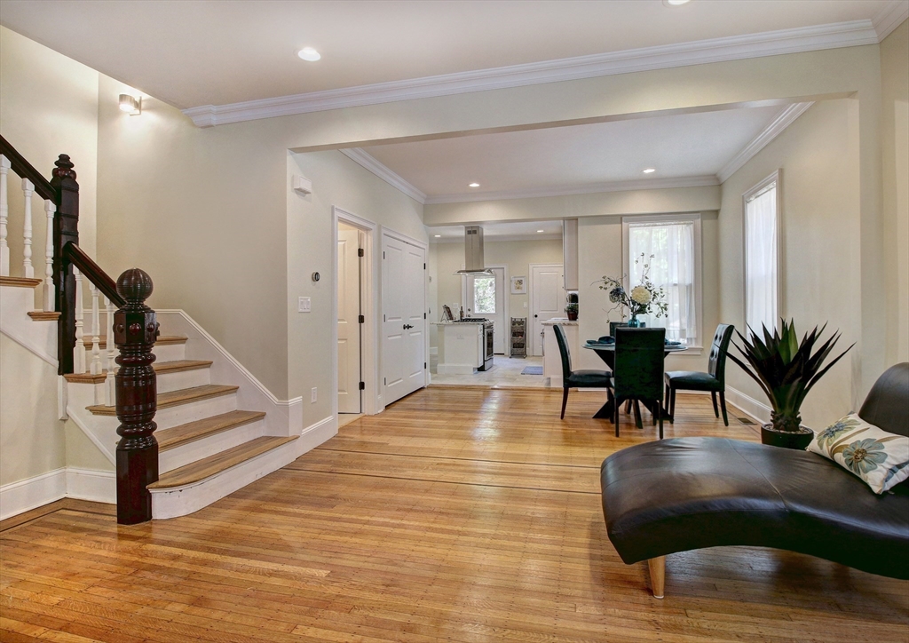 287 Walnut Ave