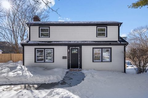 Photo of 150 Grove St, Reading, MA 01867 (MLS # 73476510)