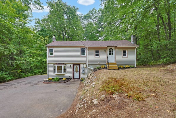 15 YALE RD, HOPKINTON, MA 01748 - Image c6ef75f0e2fd28a8e3fe2a23c19be958/4112733877