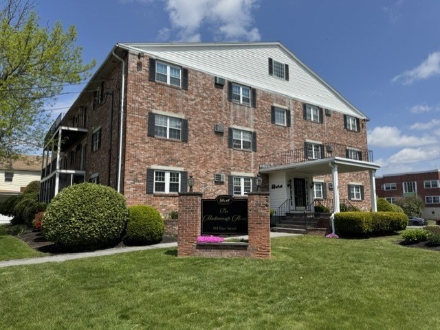 305 Pine St #12, Lowell, MA Photo #19