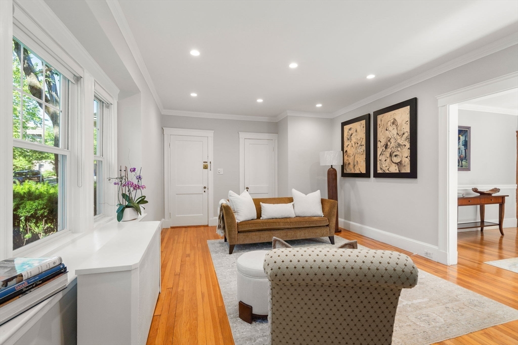 20 Lawndale Street 20