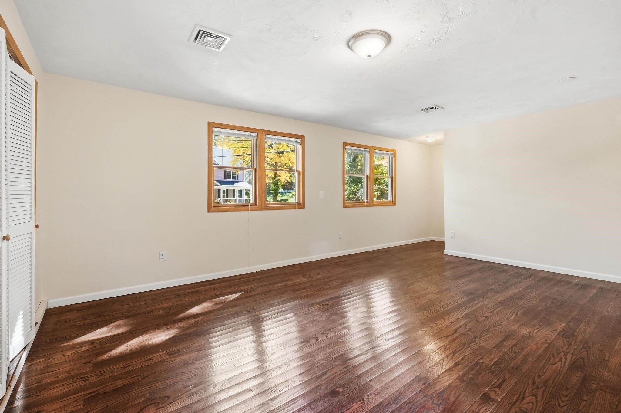 17 Pathwood Ave, Burlington, MA Photo #35