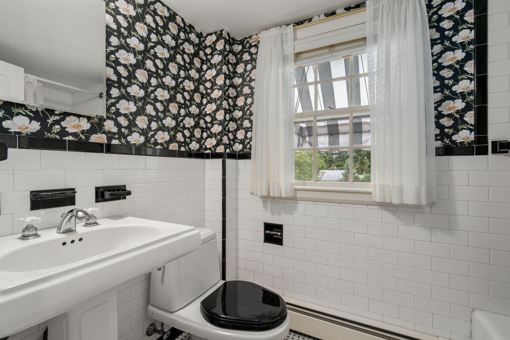 9 Oakley Rd, Dover, MA, 9 Oakley Rd, Dover, MA Photo #15