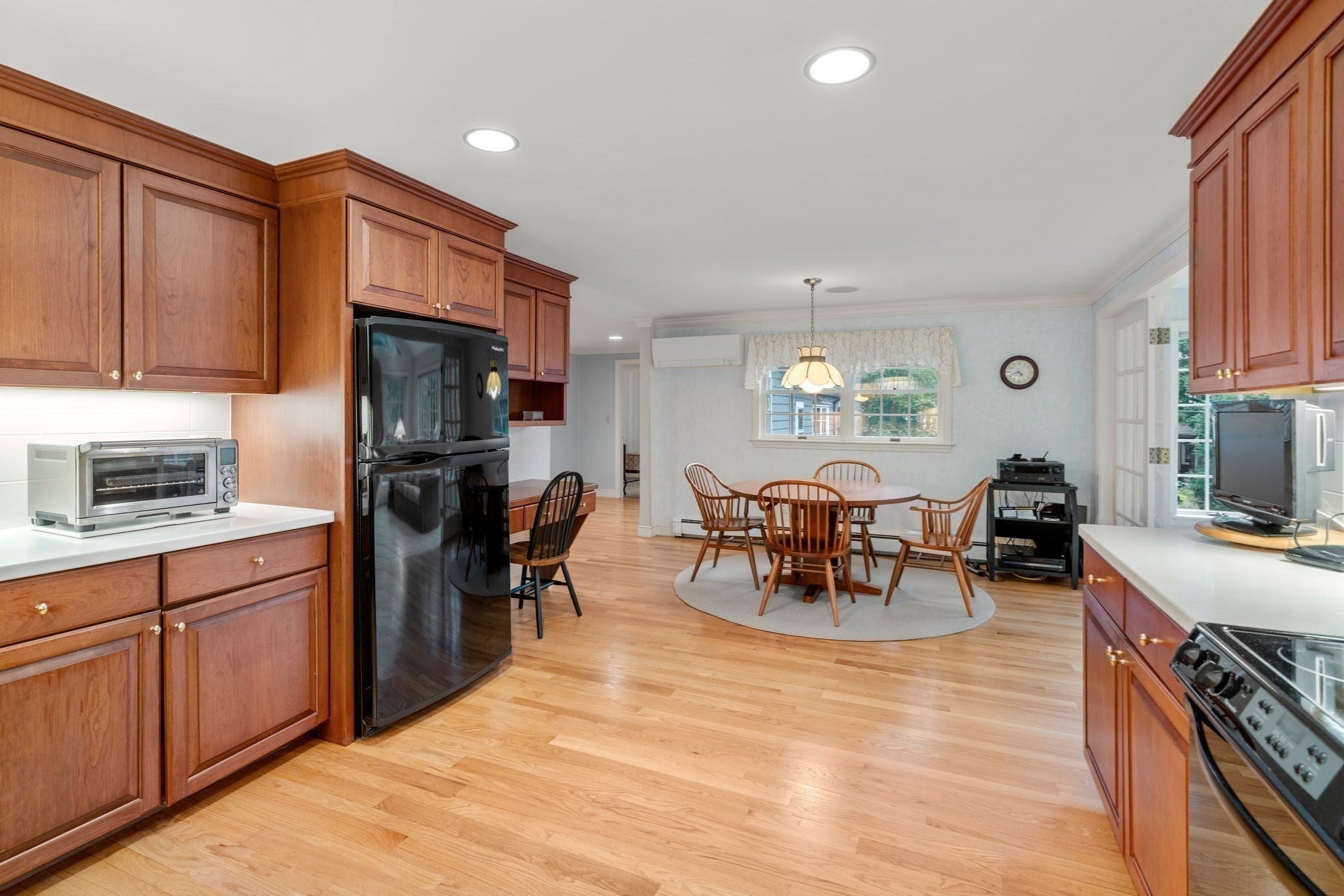 9 Oakley Rd, Dover, MA, 9 Oakley Rd, Dover, MA Photo #6