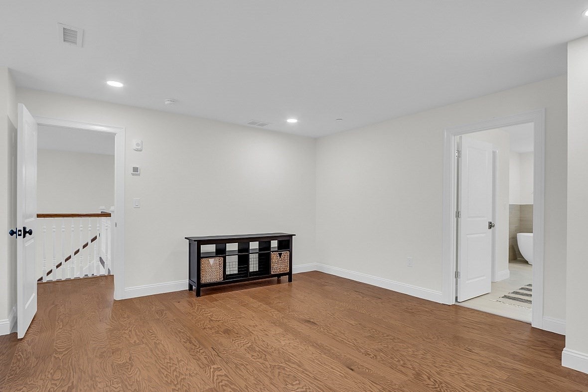7 East Dexter Avenue #13, Woburn, MA, 7 East Dexter Avenue #13, Woburn, MA Photo #31