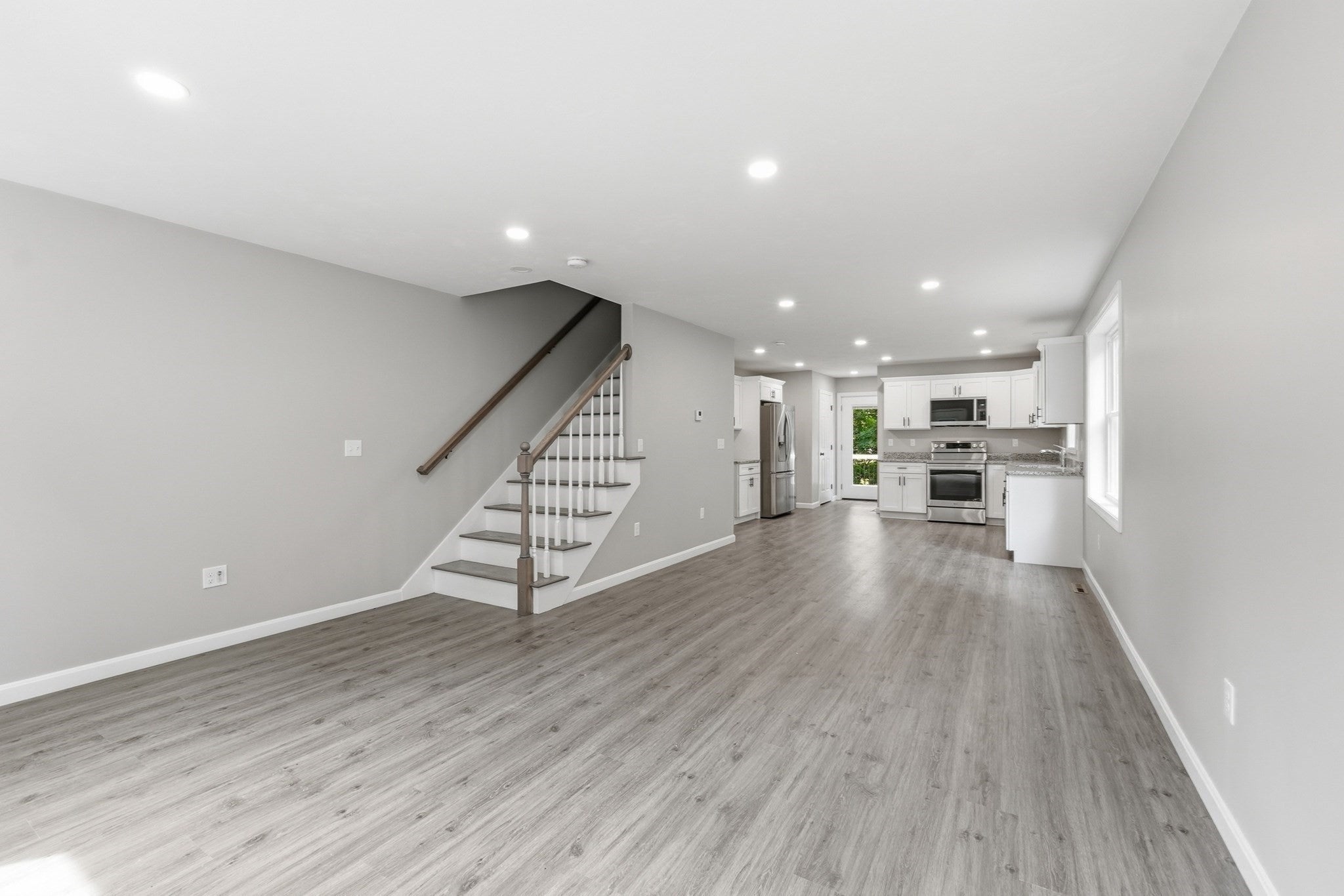 71 Pine St #B, Warren, MA, 71 Pine St #B, Warren, MA Photo #6