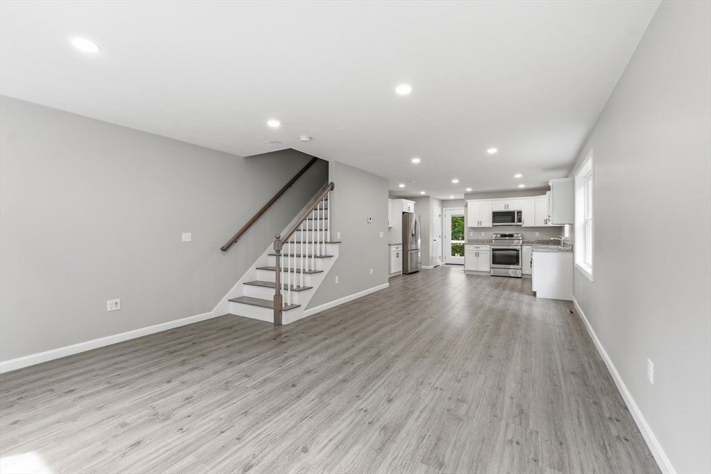 71 Pine St #B, Warren, MA, 71 Pine St #B, Warren, MA Photo #7