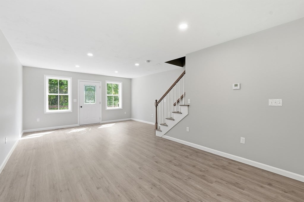 71 Pine St #B, Warren, MA, 71 Pine St #B, Warren, MA Photo #8